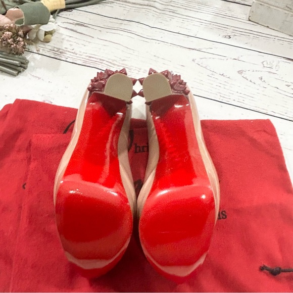 CHRISTIAN LOUBOUTIN TACLOU spike patent leather PUMPS NEW - Picture 7 of 9
